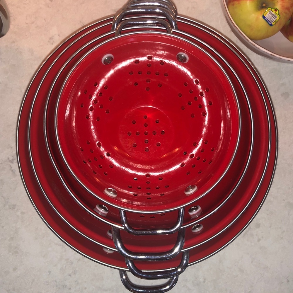 Nesting Colanders - Set of 4